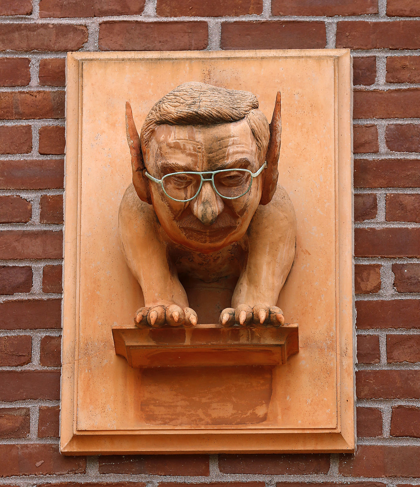 20190812_DISCO_ODD_GARGOYLE_02